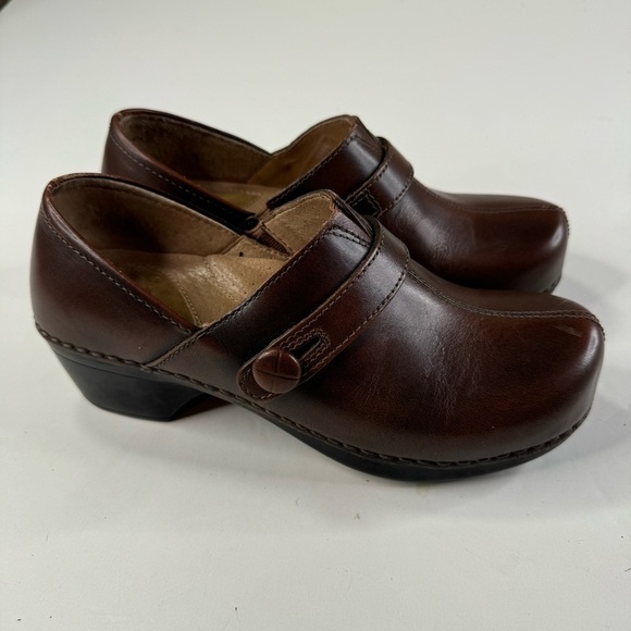 Dansko Solstice Brown Leather Clogs Size 37 - Picture 1 of 8